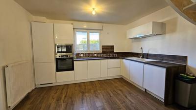 Maison - 87 m² - 4 pièces