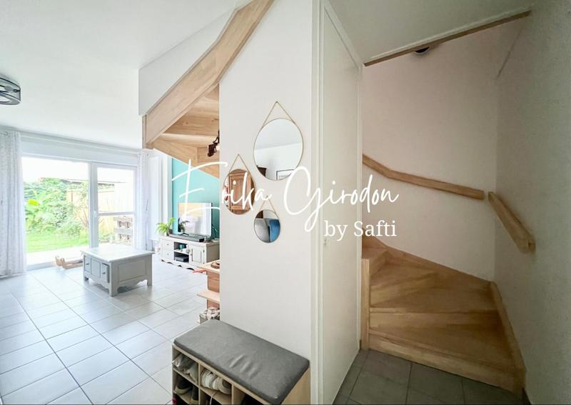 Maison - 94 m² - 4 pièces