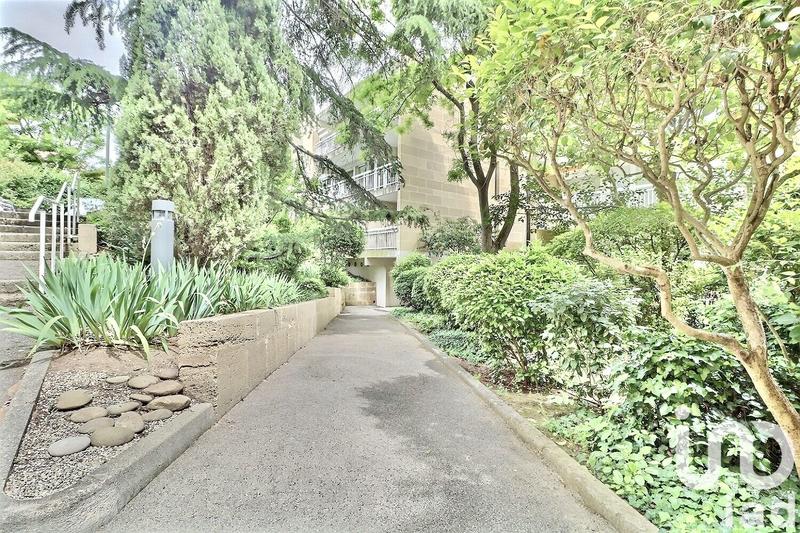 Appartement - 94 m² - 5 pièces