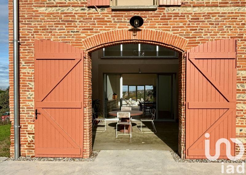 Maison - 227 m² - 7 pièces