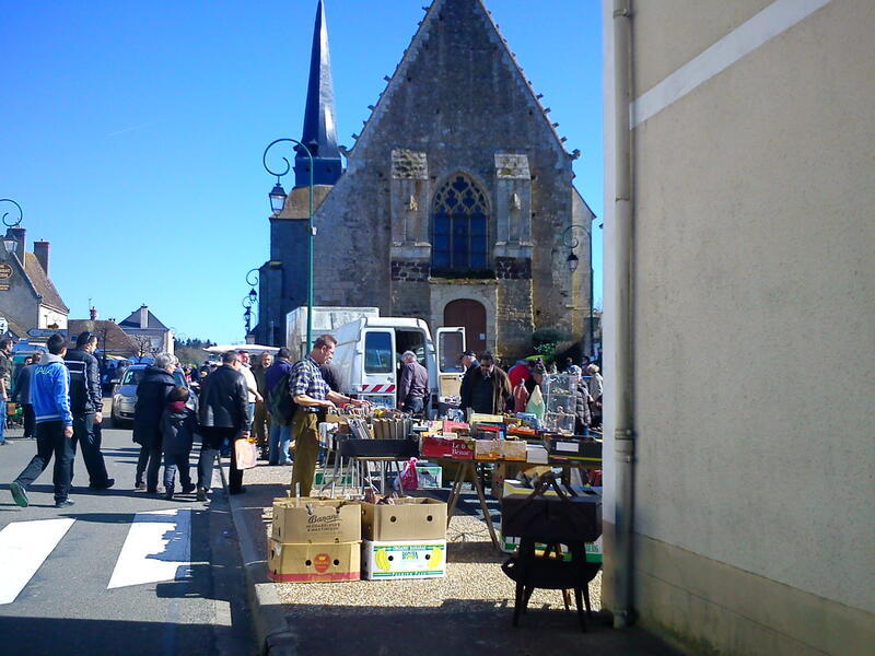 Brocante - bric à brac - artisanat