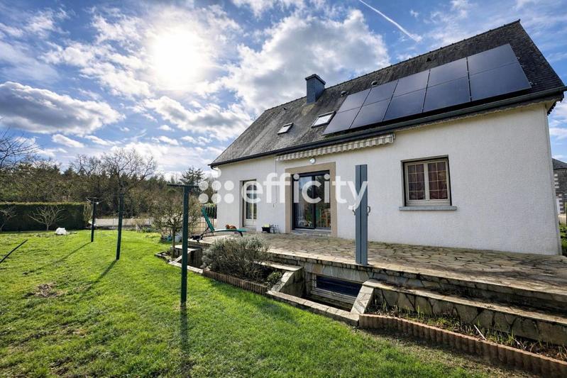 Maison - 140 m² - 8 pièces