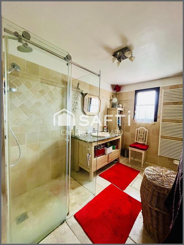 Maison - 137 m² - 6 pièces