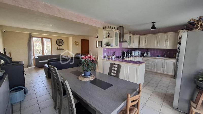 Pavillon - 137 m² - 6 pièces