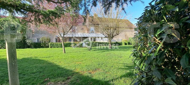 Maison - 196 m² - 8 pièces