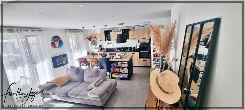 Appartement - 67 m² - 3 pièces