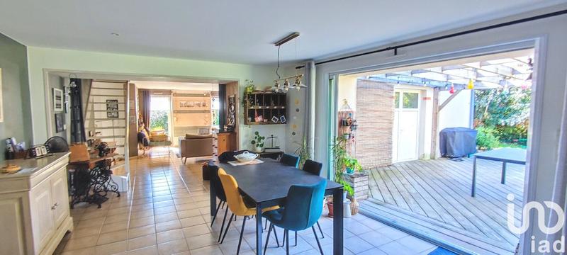 Maison - 140 m² - 8 pièces