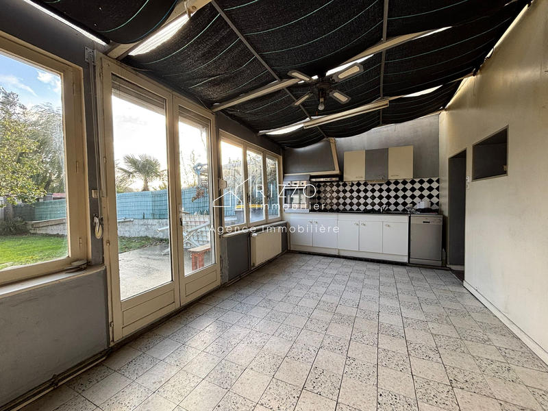 Maison - 92 m² - 5 pièces