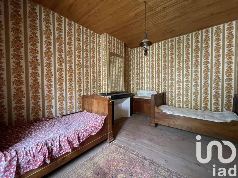 Maison - 200 m² - 12 pièces