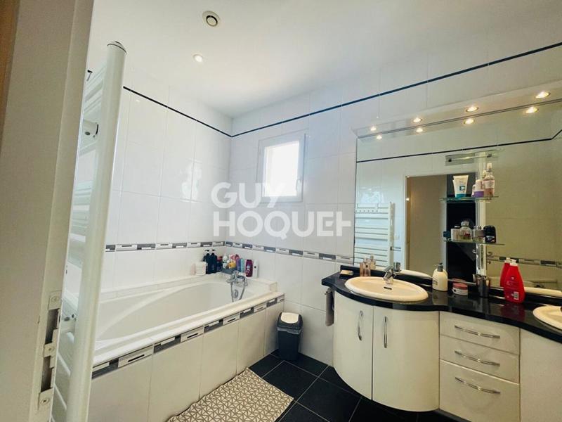 Maison - 131 m² - 5 pièces