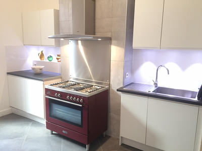 Appartement - 100 m² - 3 pièces