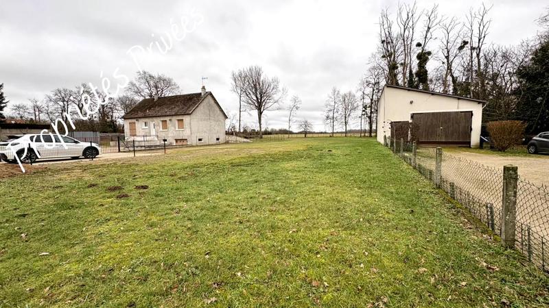 Terrain constructible - 2 123 m²