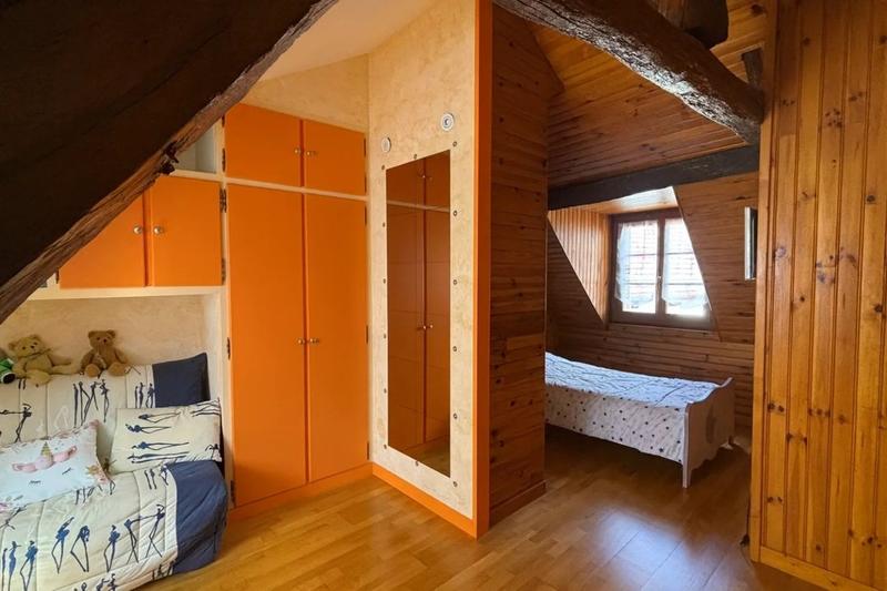 Maison - 183 m² - 6 pièces