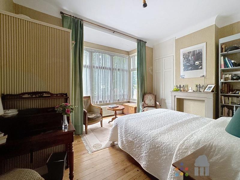 Maison - 187 m² - 6 pièces