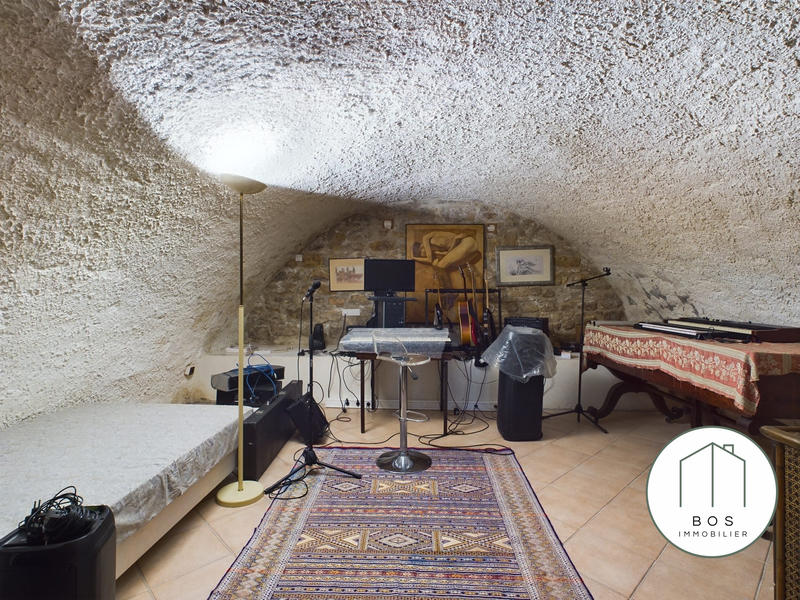 Bastide - 361 m² - 11 pièces