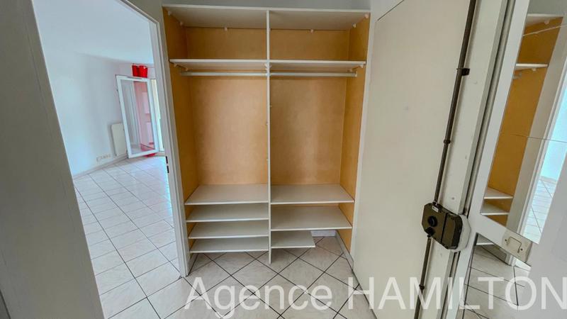 Appartement - 79 m² - 4 pièces