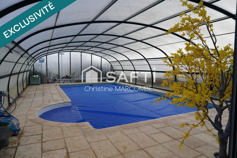 Maison - 222 m² - 8 pièces