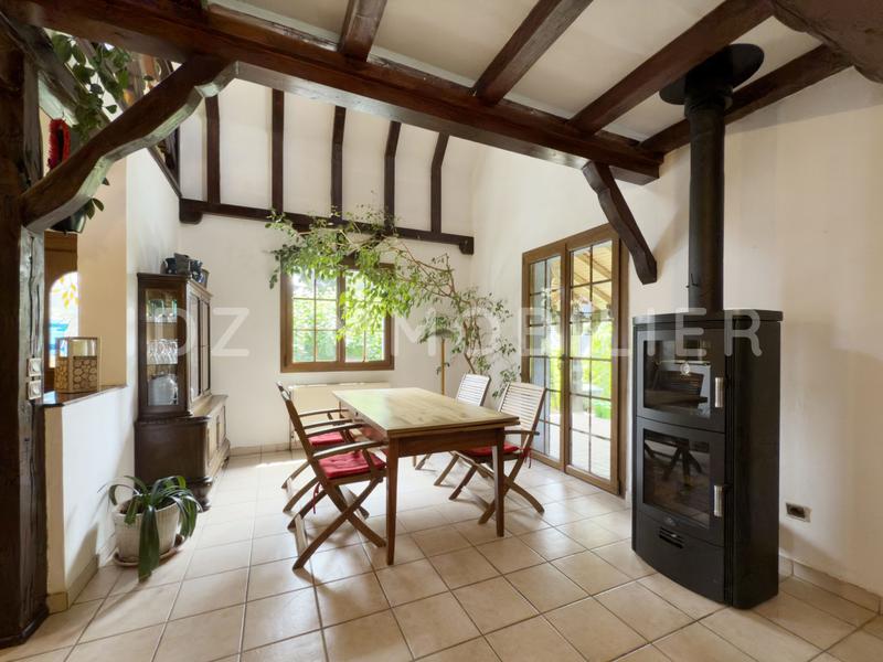 Maison - 87 m² - 5 pièces