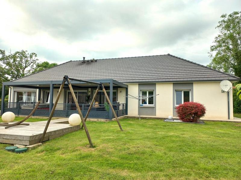 Maison - 166 m² - 6 pièces