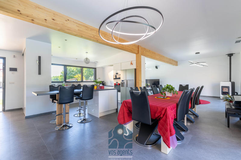 Maison - 160 m² - 5 pièces