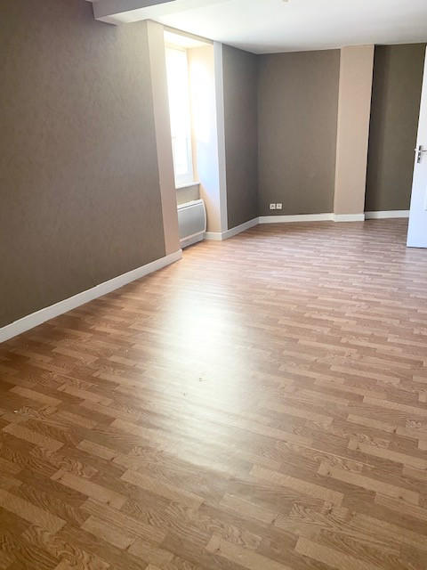 Appartement - 95 m² - 5 pièces