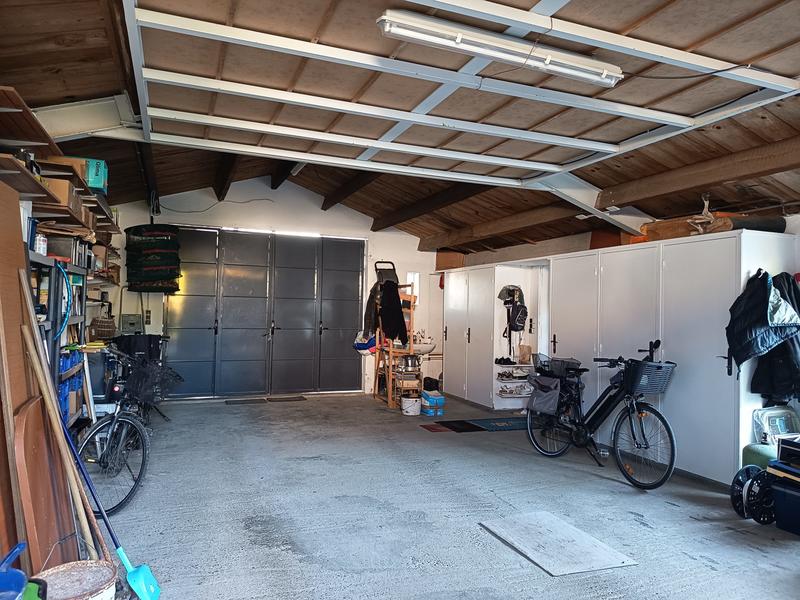 Maison - 207 m² - 6 pièces