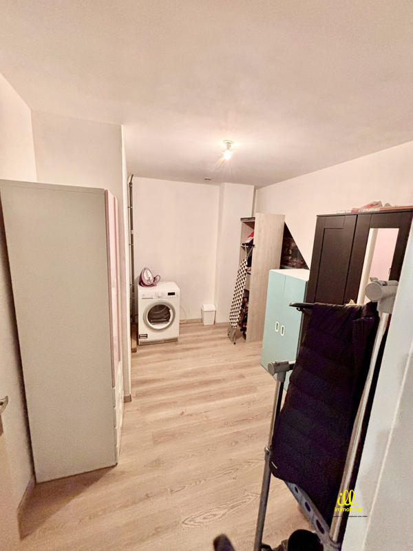 Maison - 179 m² - 7 pièces