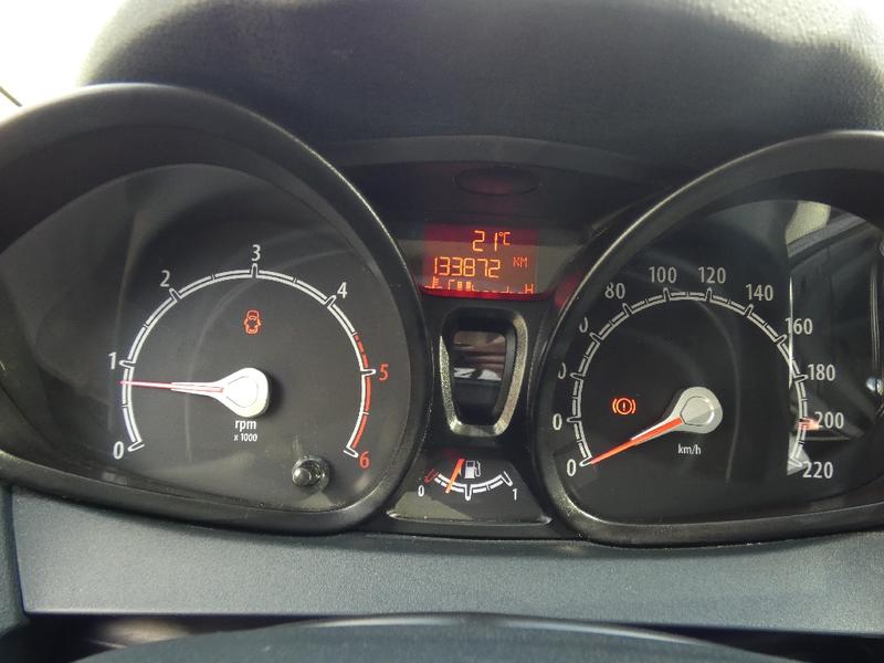 Volkswagen Golf 1.4 16s 75 Trend