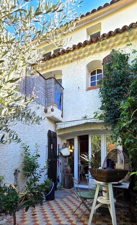 Maison de village - 64 m² - 4 pièces