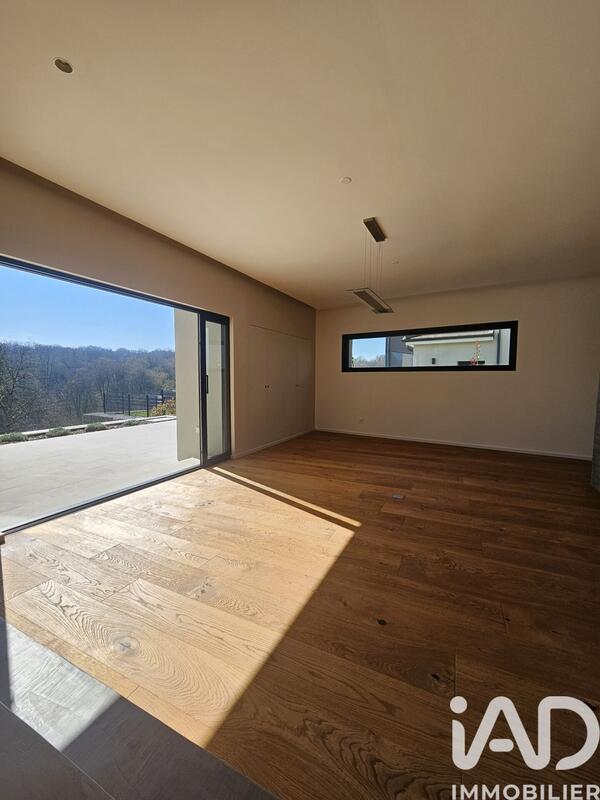 Maison de maîtres - 282 m² - 5 pièces