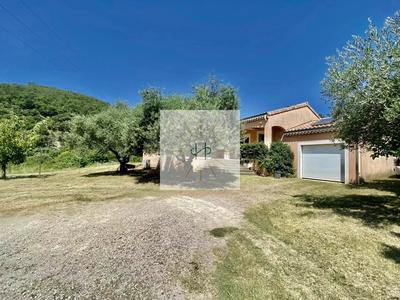 Maison - 138 m² - 5 pièces