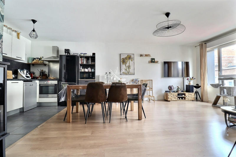 Appartement - 65 m² - 3 pièces