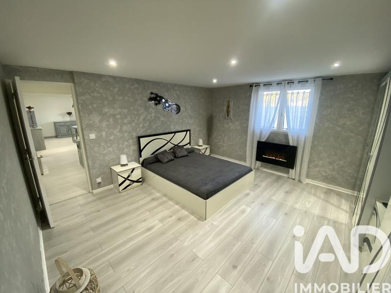 Maison - 173 m² - 8 pièces