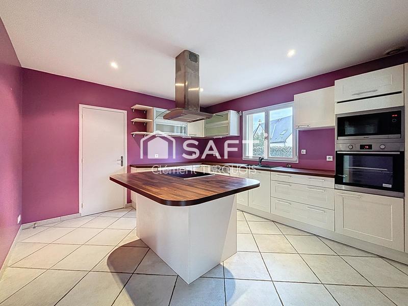 Maison - 208 m² - 8 pièces