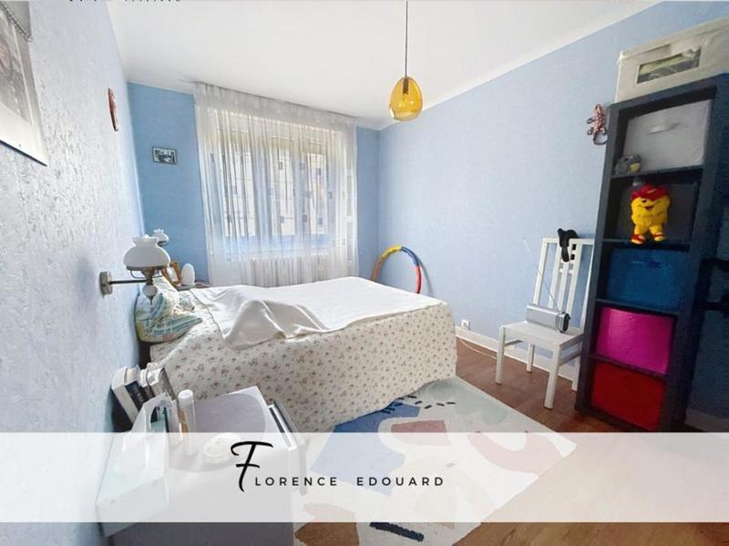 Maison - 91 m² - 5 pièces