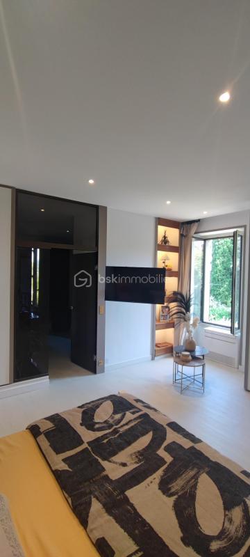 Maison en pierre - 180 m² - 7 pièces