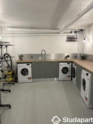 Chambre - 14 m² - 1 pièce