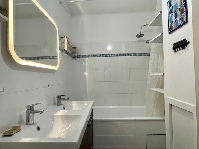 Appartement - 65 m² - 3 pièces