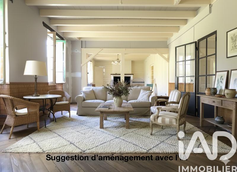 Maison - 223 m² - 8 pièces
