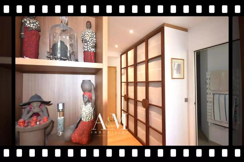 Villa - 240 m² - 10 pièces