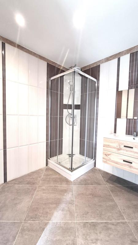 Appartement - 84 m² - 4 pièces