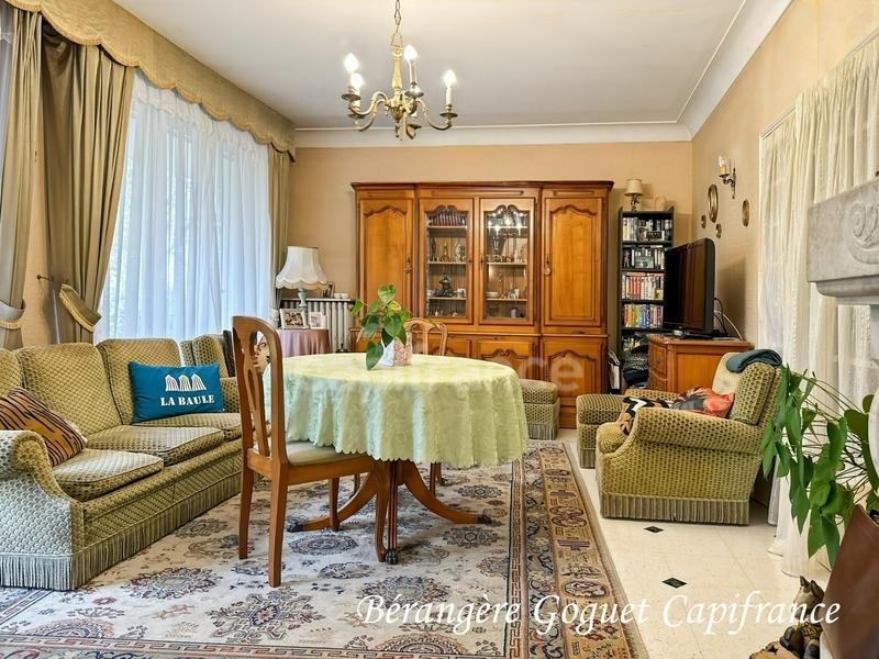 Maison - 174 m² - 8 pièces