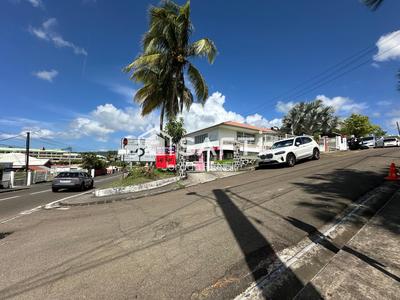 Local commercial - 72 m² - 3 pièces