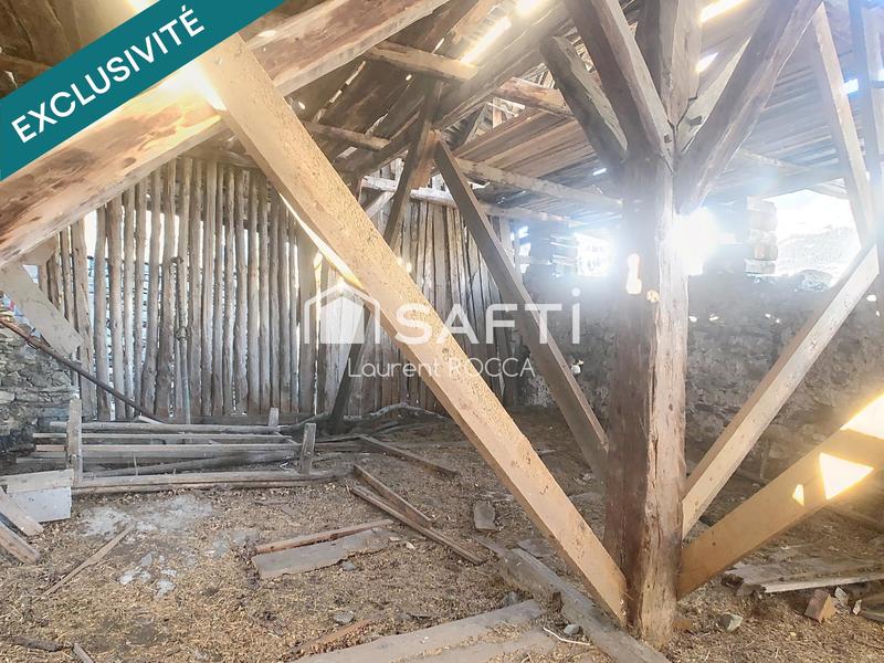 Maison - 200 m² - 2 pièces