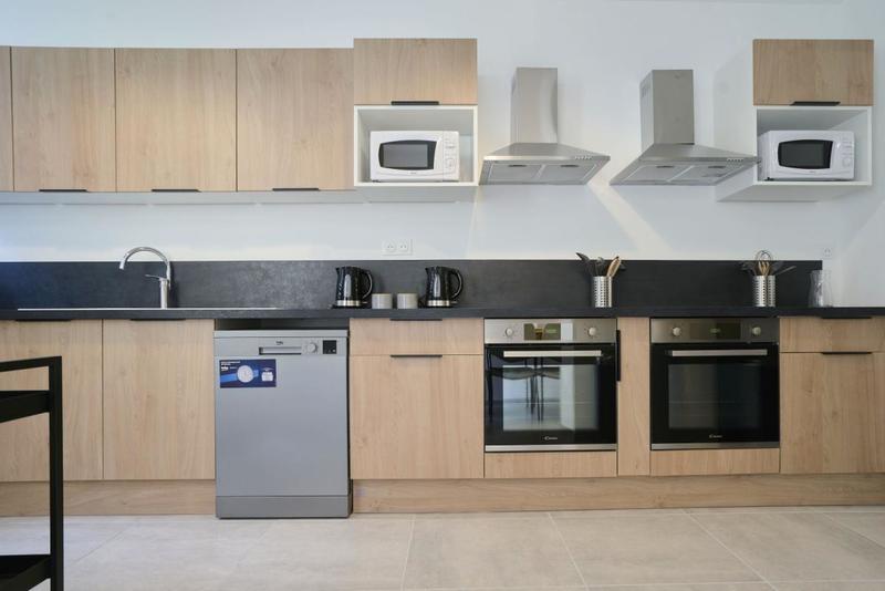 Maison - 175 m² - 10 pièces