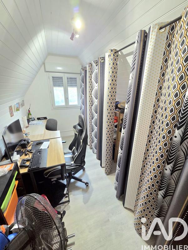 Maison - 163 m² - 7 pièces