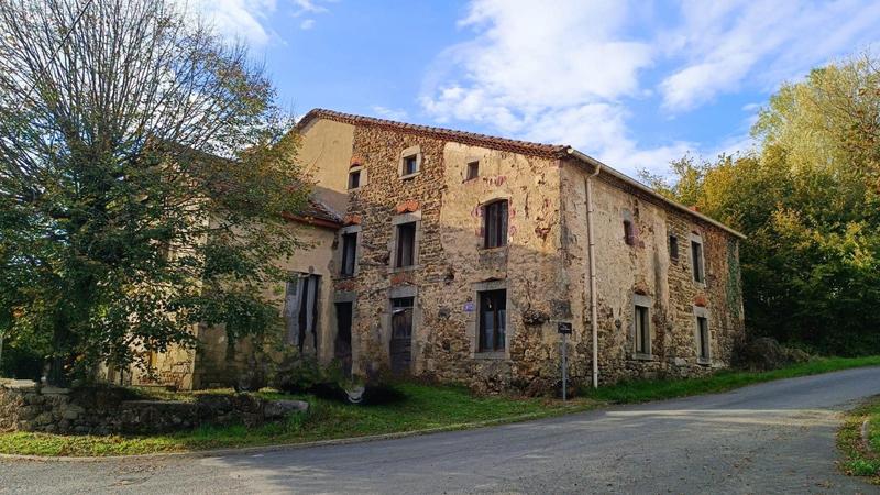 Maison - 327 m² - 10 pièces