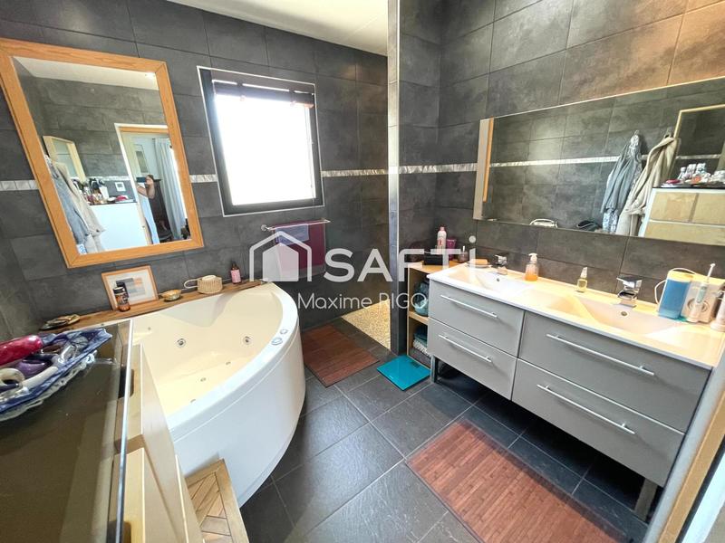 Maison - 128 m² - 6 pièces