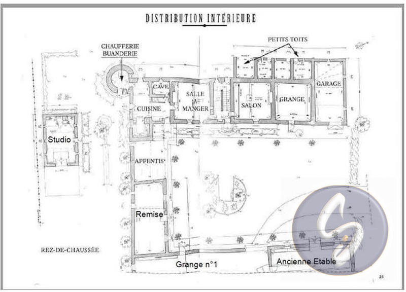 Maison - 432 m² - 8 pièces