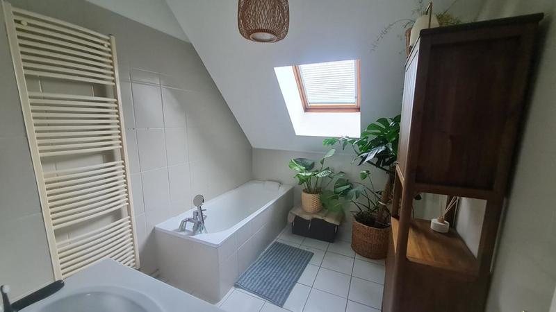 Maison - 102 m² - 6 pièces